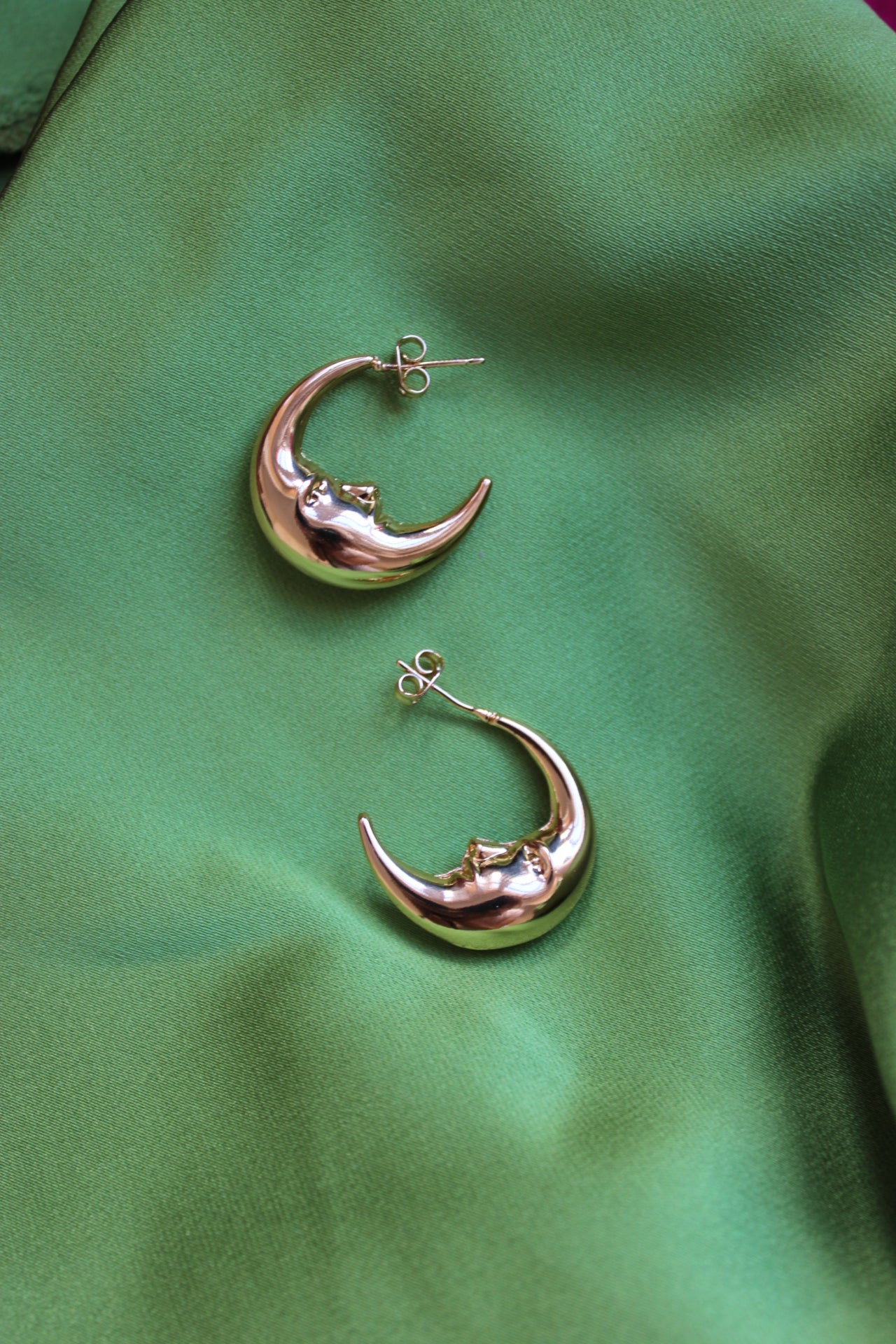 Half Moon Hoop Earrings Radish & Pear