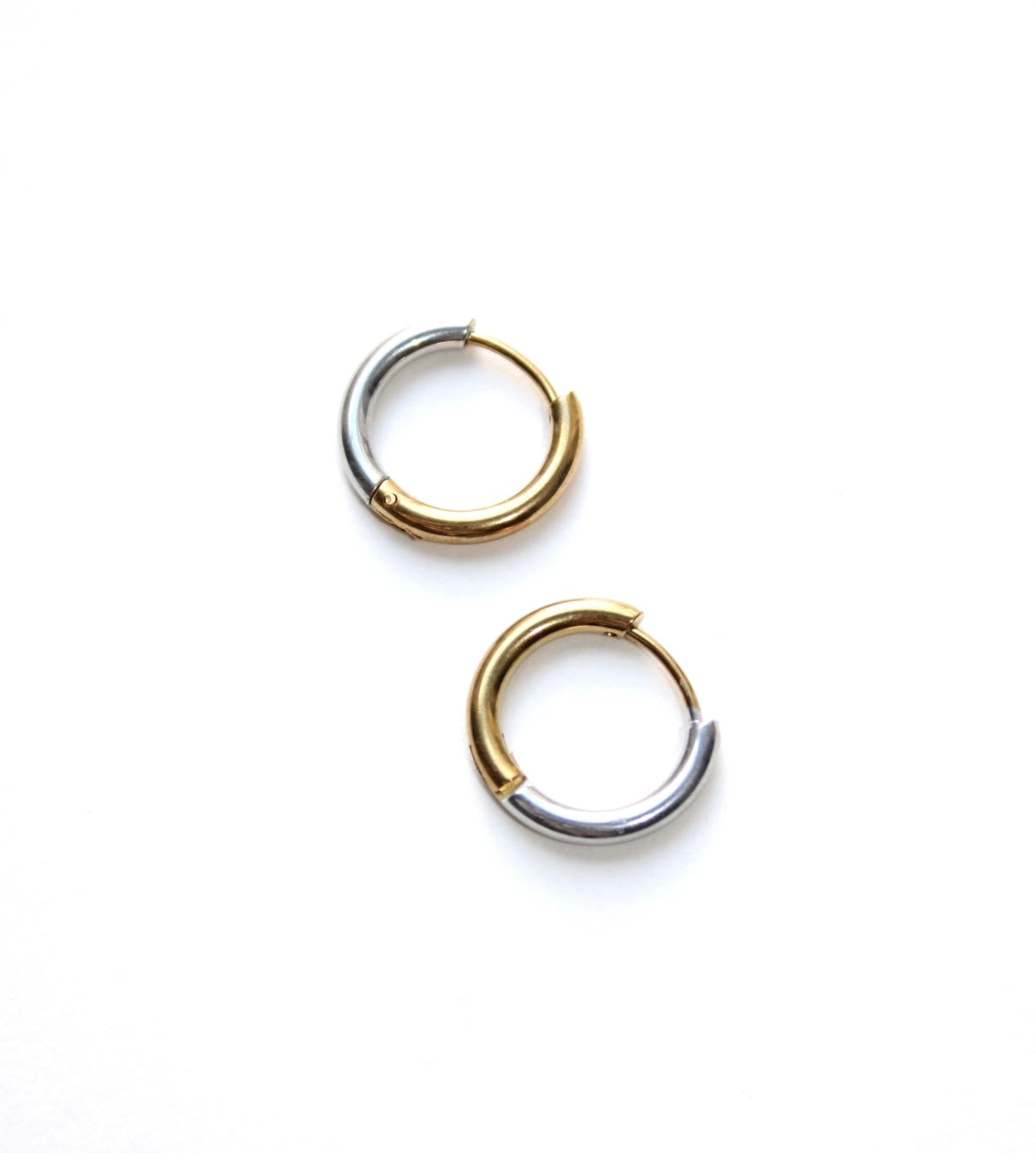 Two Tone Rya Earrings