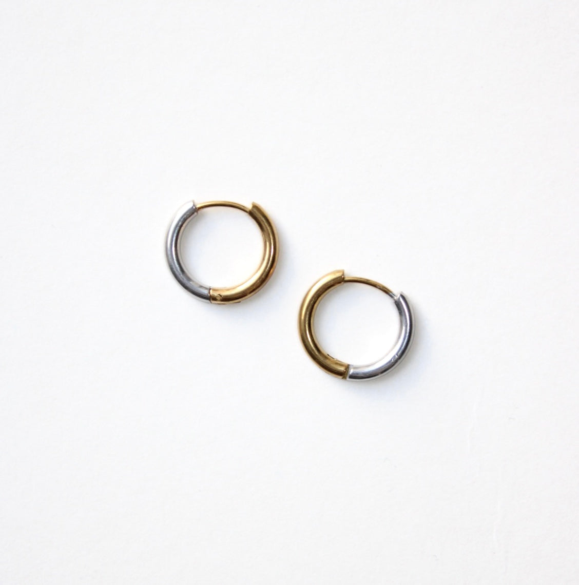 Two Tone Rya Earrings