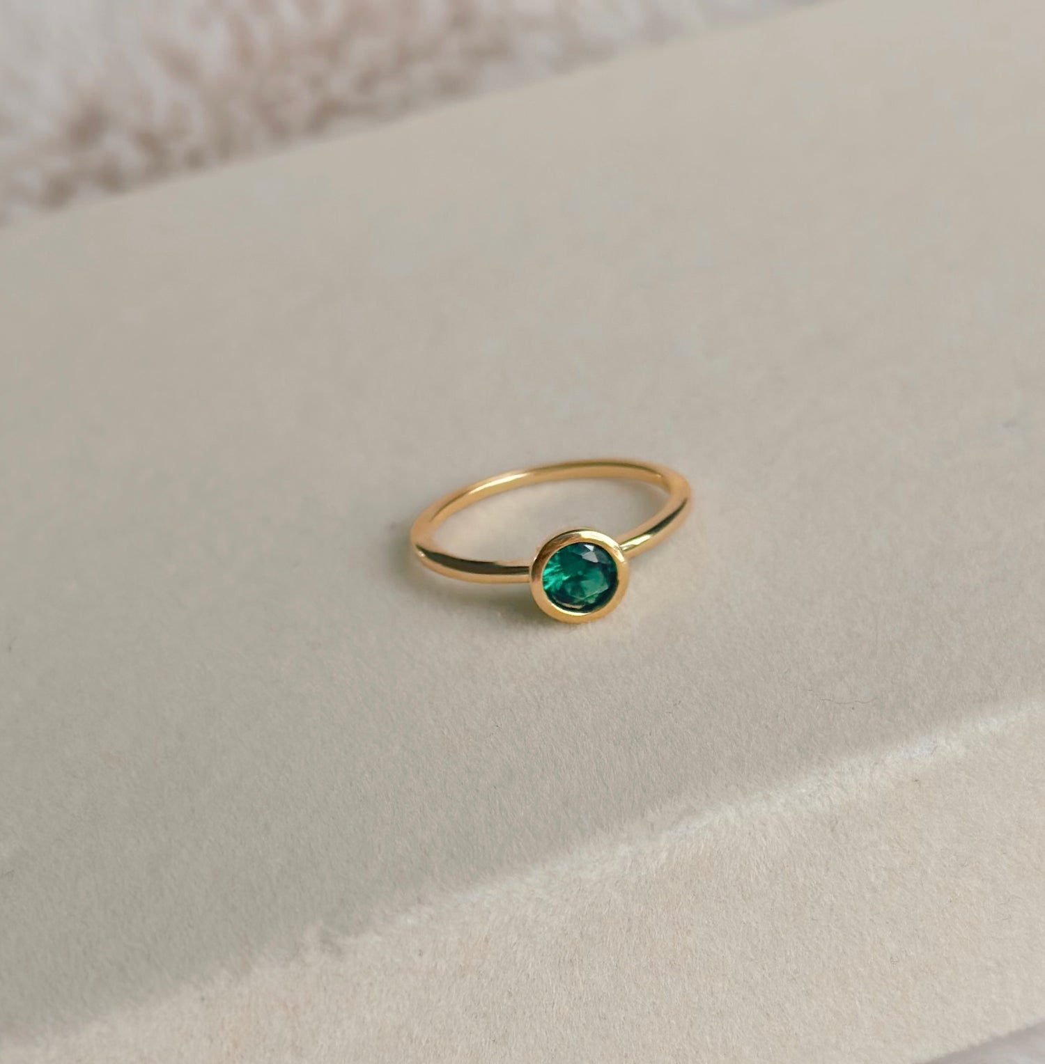 Orelia Emerald Green Ring - Gold
