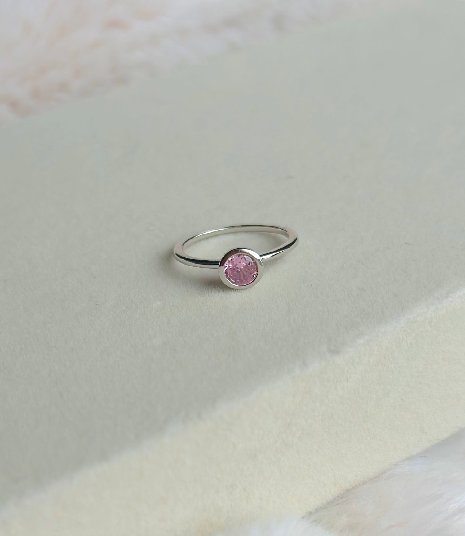 Orelia Ring Pastel Pink - Silver